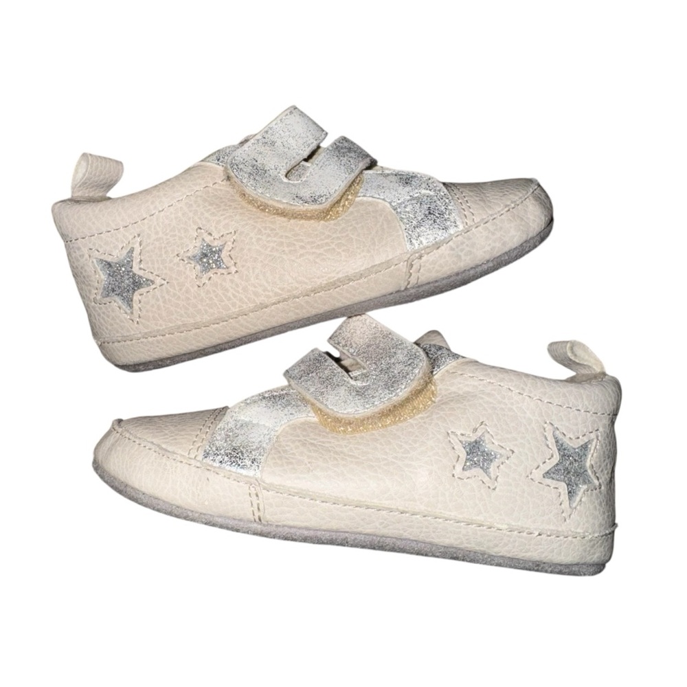 ☀️6/$20☀️ Baby Walker Shoes with Star Accents
